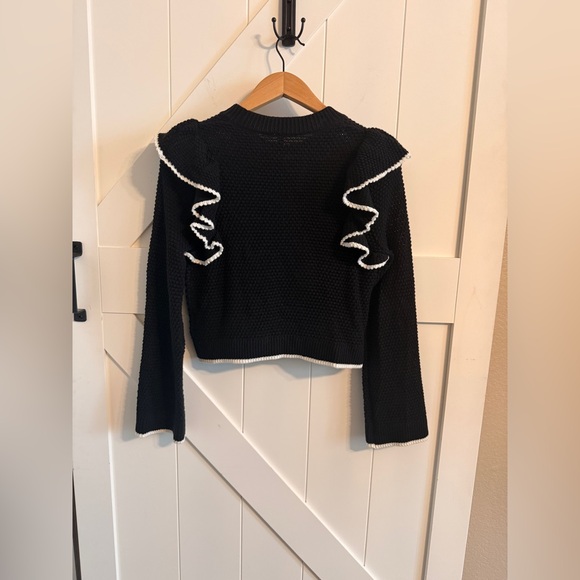 H&M Black Sweater with White Ruffles XS Divided - Picture 7 of 7